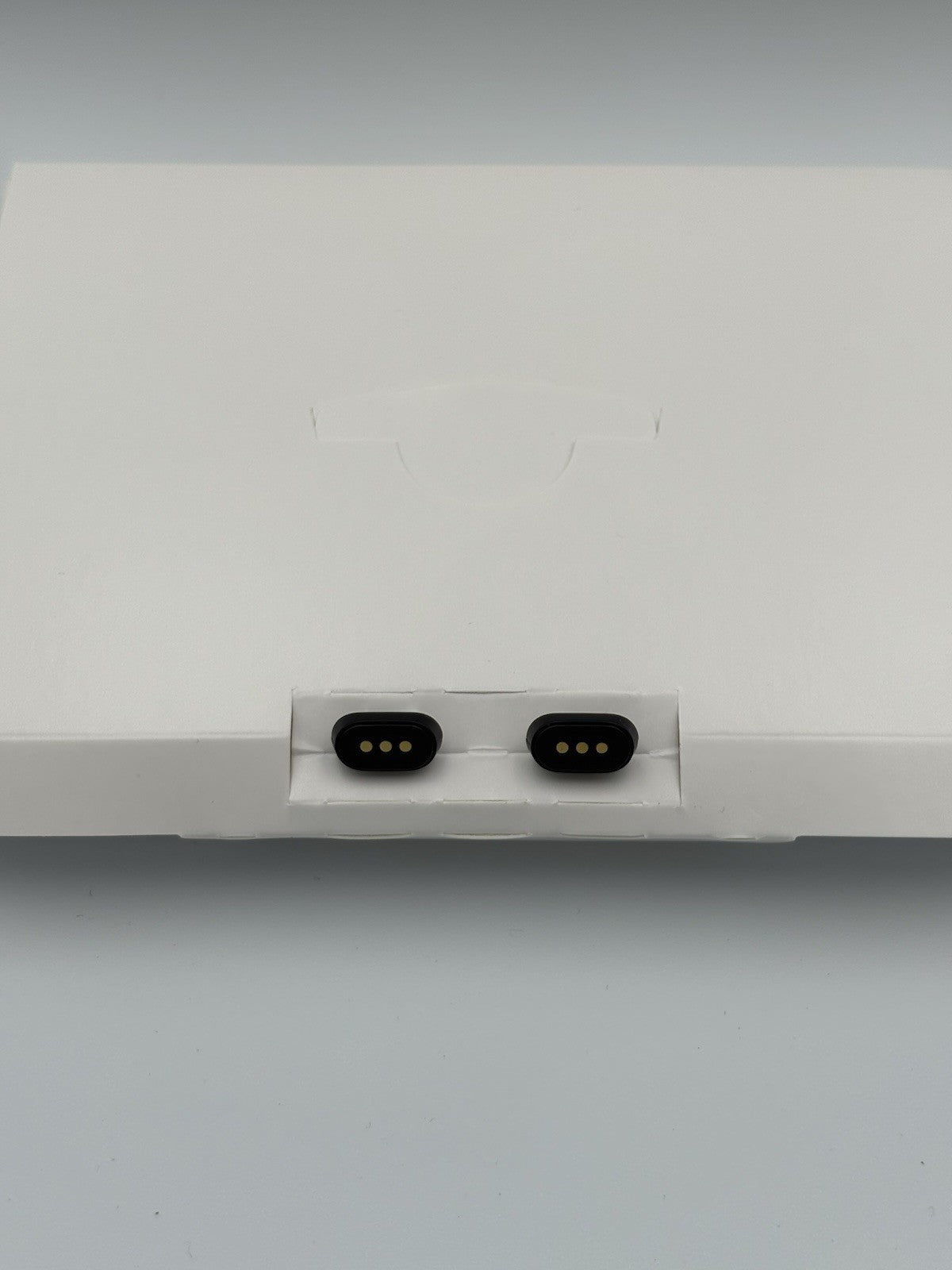 Official Playstation VR2 Sense Controller Charging Station Complete In Box