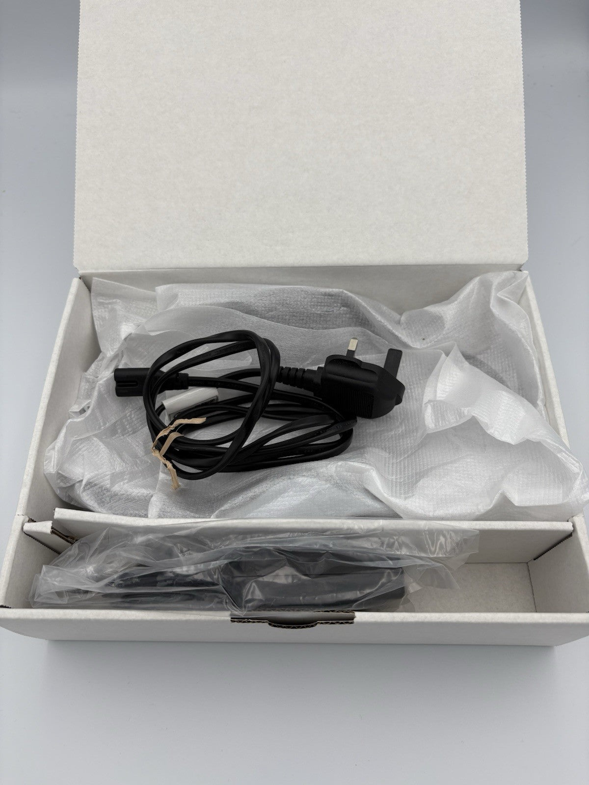 Official Playstation VR2 Sense Controller Charging Station Complete In Box